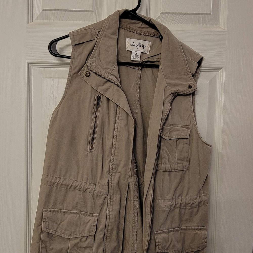 Daydrip vest